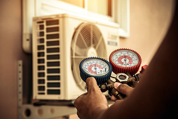 Professional Hvac technician working in South Portland, ME